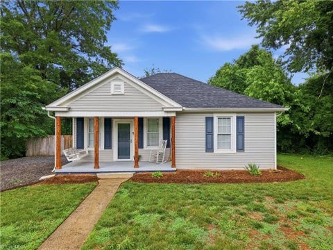 Homes For Sale - 725 Osborne Street<br/> Eden, NC 27288