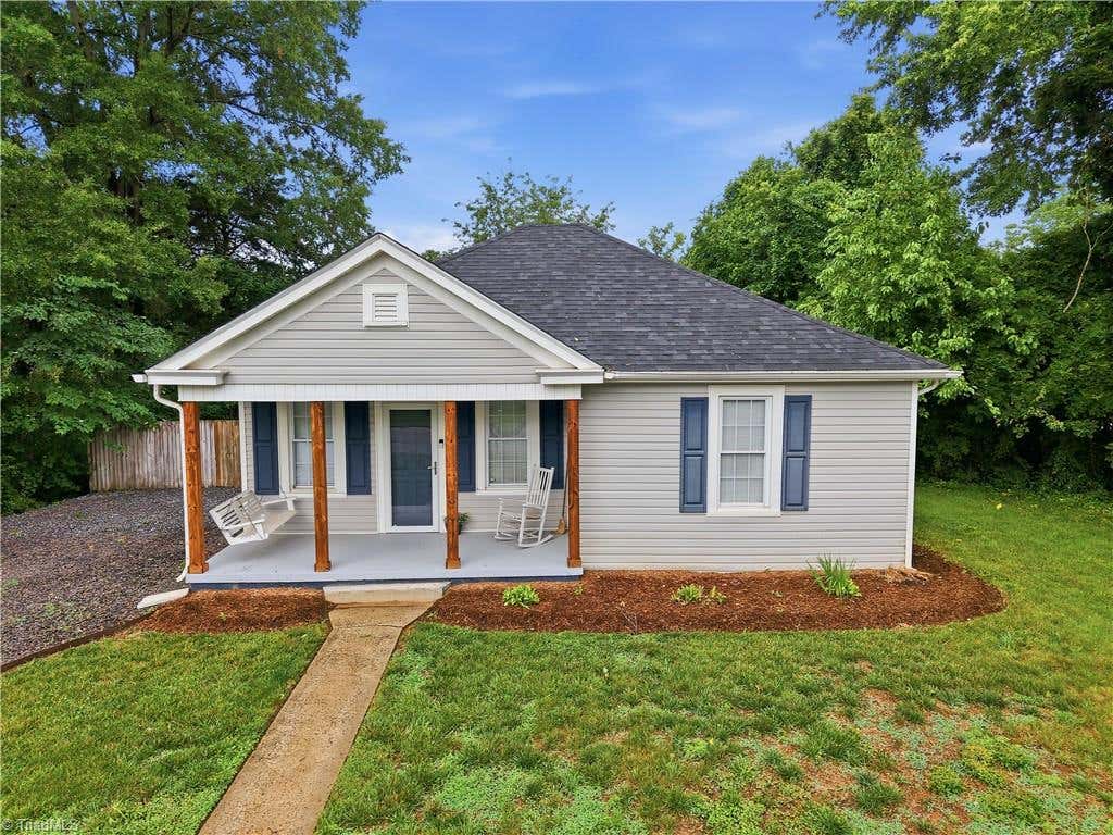 Photo of 725 Osborne Street, Eden, NC 27288 (MLS # 1225762)