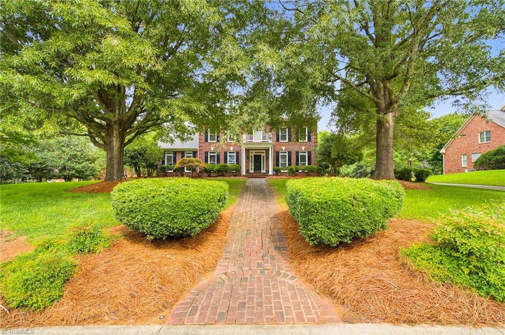 Photo of 5605 Wildrose Drive, Greensboro, NC 27410 (MLS # 1228192)