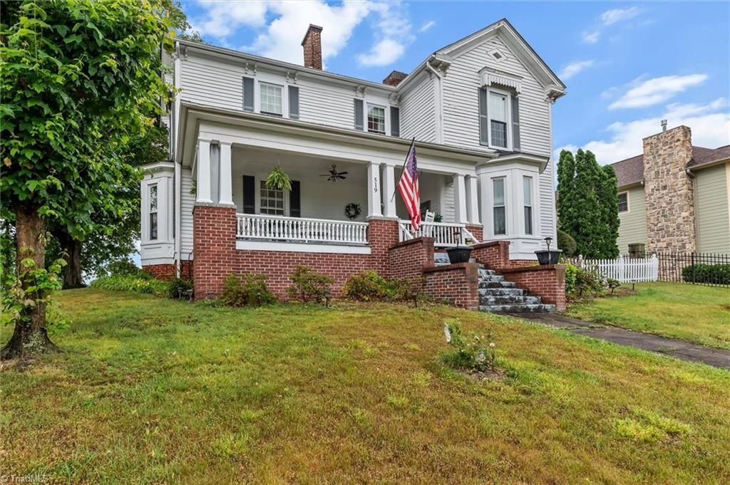 Photo of 519 Maple Street, Mount Airy, NC 27030 (MLS # 1222017)
