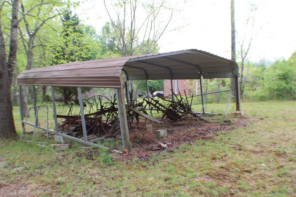 1015 Blossom View Road, Ararat, Virginia image 25
