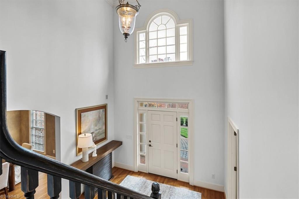 7107 Lake Henson Drive