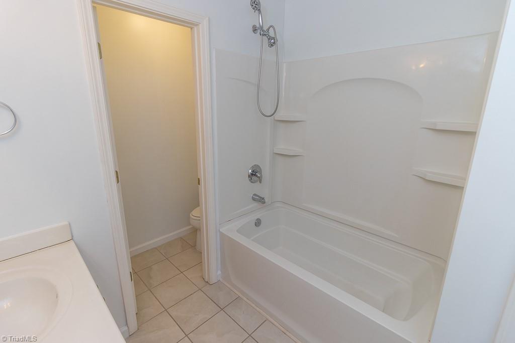 1943 Haven Road, Greensboro, North Carolina image 25