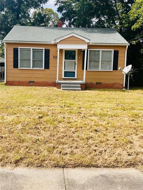 Homes For Sale - 1004 Adams Street<br/> High Point, NC 27262