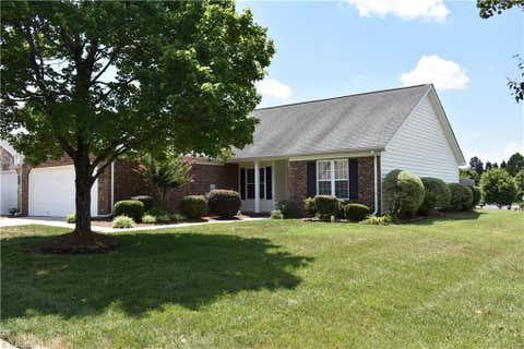 Townhouse For Sale - 3920 Cloverwood Meadow Lane<br/> High Point, NC 27265