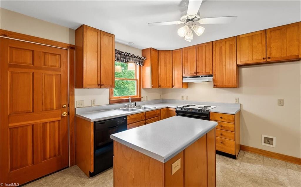 3602 Jeannie Road, Whitsett, North Carolina image 15