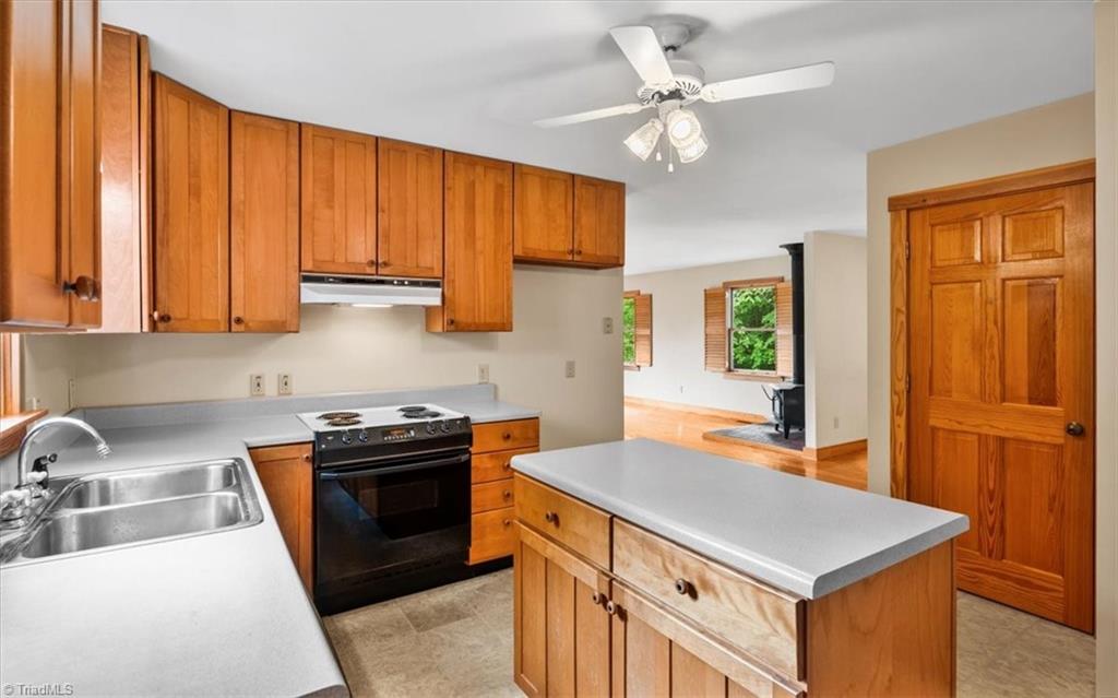 3602 Jeannie Road, Whitsett, North Carolina image 17