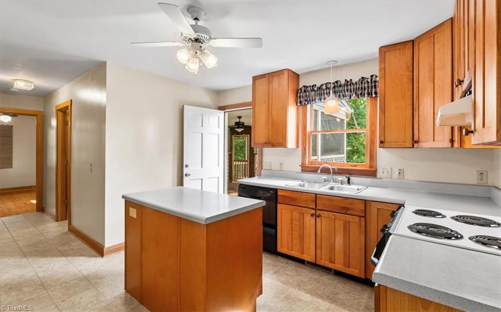 3602 Jeannie Road, Whitsett, North Carolina image 14