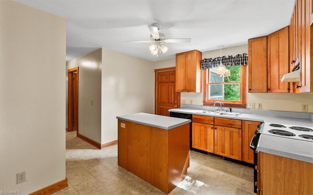 3602 Jeannie Road, Whitsett, North Carolina image 13