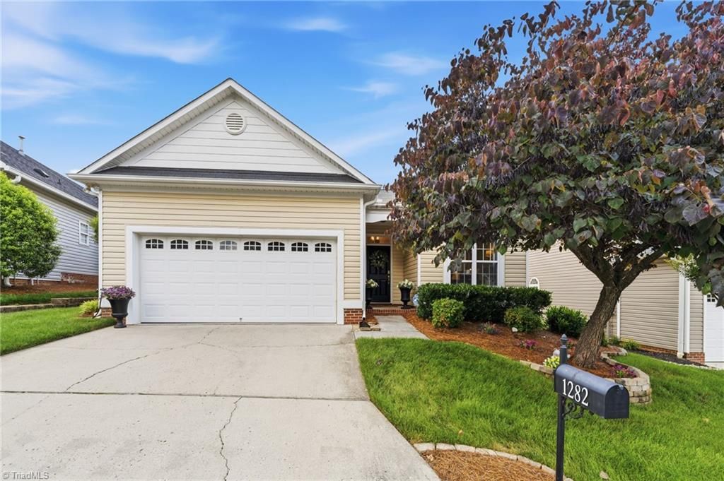 Photo of 1282 Cedarline Lane, Winston-Salem, NC 27103 (MLS # 1222297)