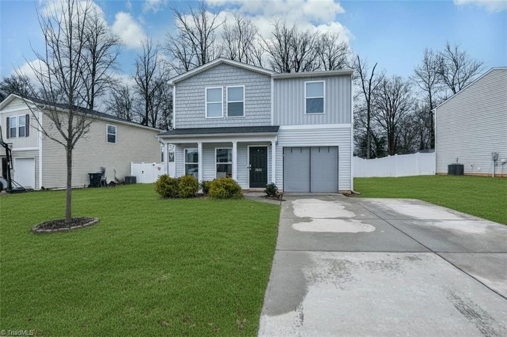 Photo of 2902 Desmond Woods Drive, Greensboro, NC 27405 (MLS # 1208470)