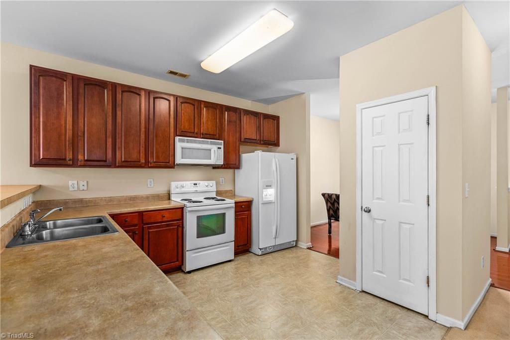 Photo of 2057 Craver Meadows Drive, Winston-Salem, NC 27127 (MLS # 1206316)