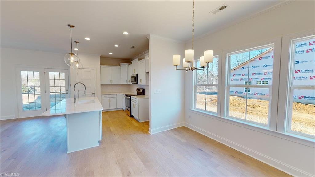 Photo 5 of 41 of 1699 Ashmead Lane house