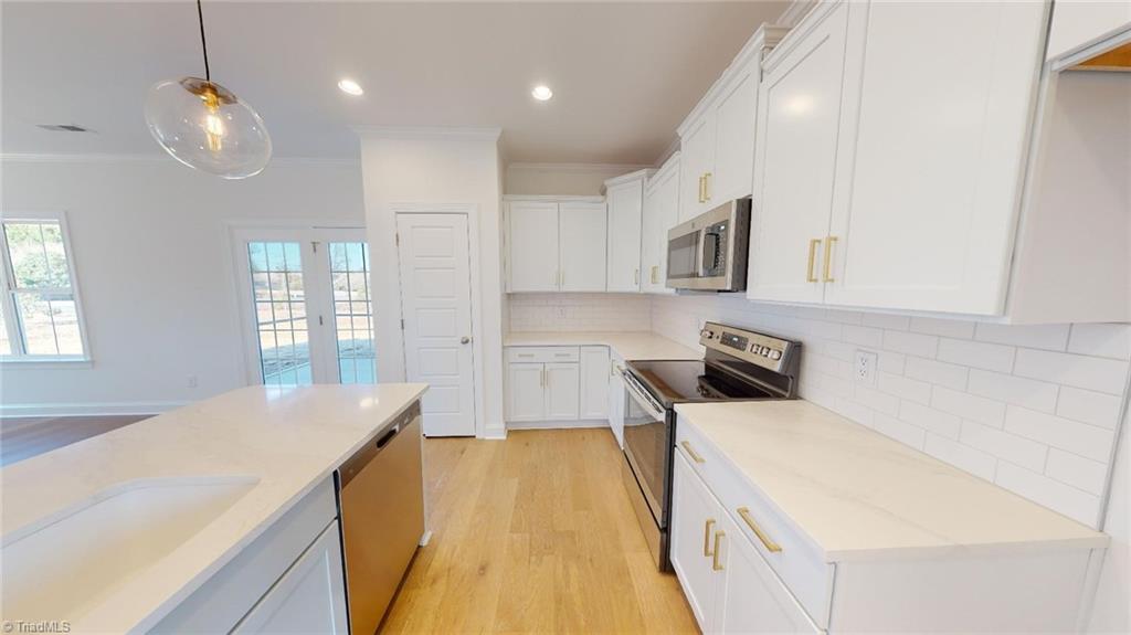 Photo 7 of 41 of 1699 Ashmead Lane house