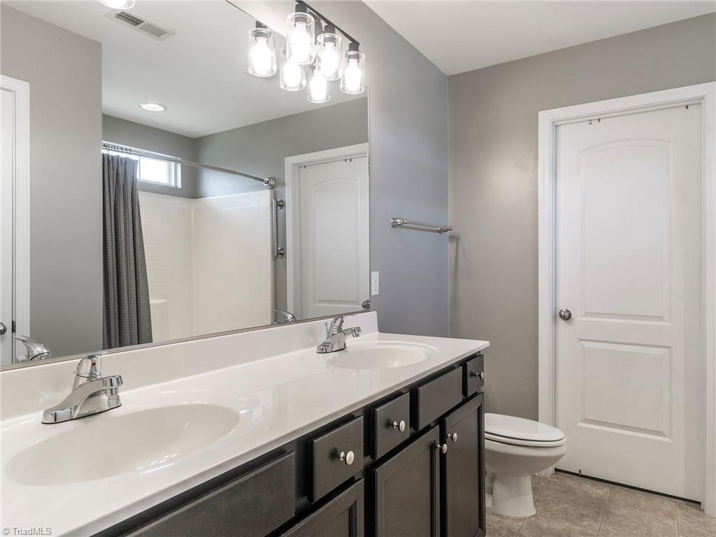 2605 Macdougall Drive, Burlington, North Carolina image 24