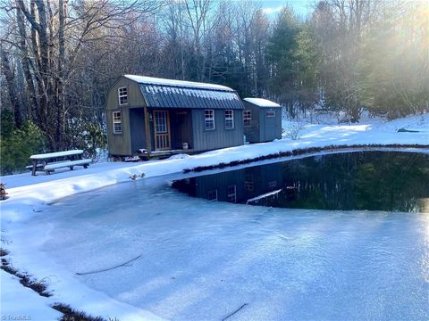 A home in Glade Valley