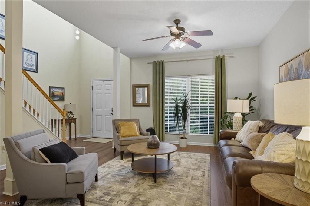 4485 Garden Club Street