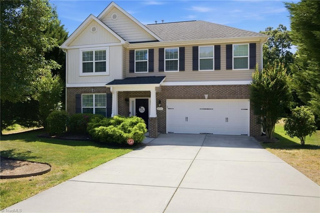 Photo of 2683 Wellfleet Drive, High Point, NC 27265 (MLS # 1219163)