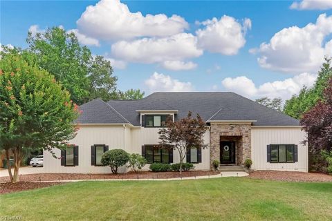Homes For Rent - 12 Captains Point<br/> Greensboro, NC 27455