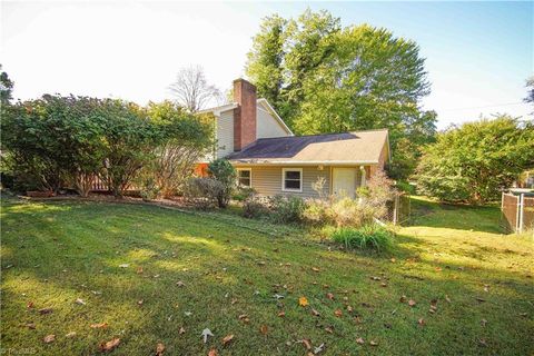 A home in Pfafftown