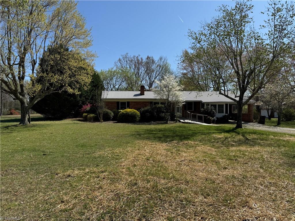 608 Hasty School Road, Thomasville, North Carolina image 2