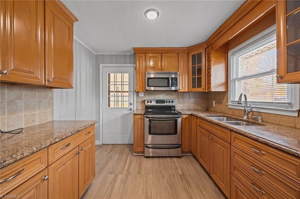 Photo of 3556 Prospect Drive, Winston-Salem, NC 27105 (MLS # 1214000)