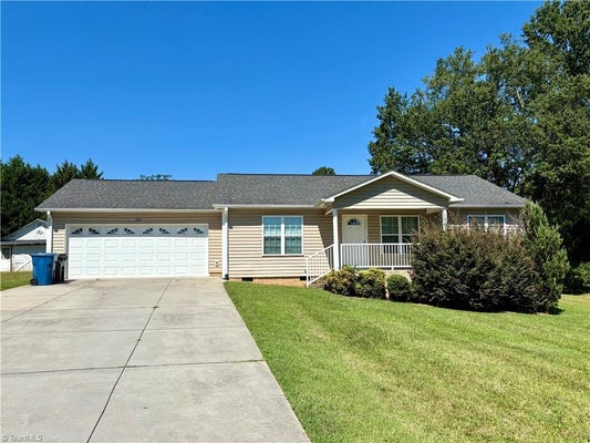404 TRINDALE RD, ARCHDALE, NC 27263 - Image f9bba8d28be2bd61d8202cacef8ecf95/4024841926