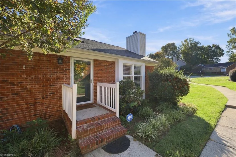 2019 Saddlegate Court, photo 1 of 23