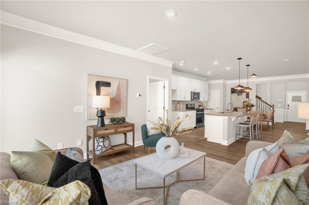 Greensboro, North Carolina 27455, United States, 4 Bedrooms Bedrooms, ,3 BathroomsBathrooms,Residential,Active,247661