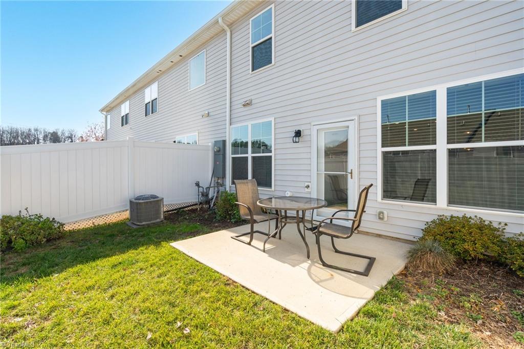 Greensboro, North Carolina 27455, United States, 4 Bedrooms Bedrooms, ,3 BathroomsBathrooms,Residential,Active,247661