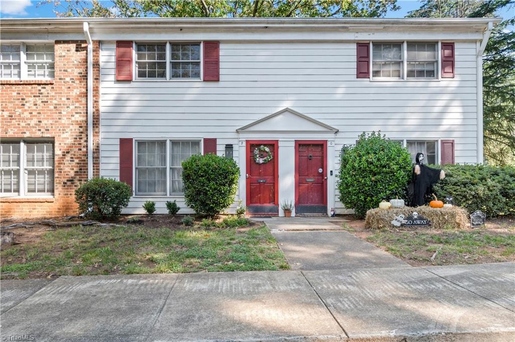Photo of 2821 Tully Square #F, Winston-Salem, NC 27106 (MLS # 1237719)