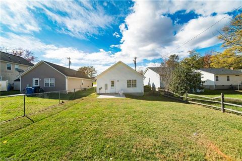 A home in Kernersville