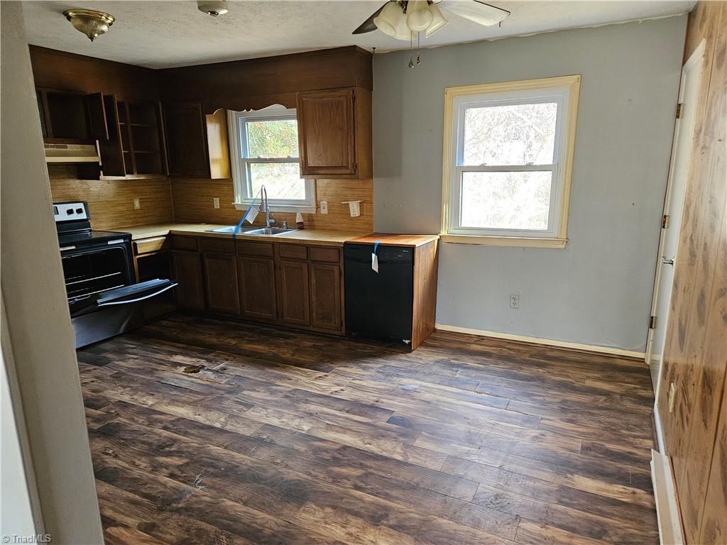 115 Carolina Drive, King, North Carolina image 3