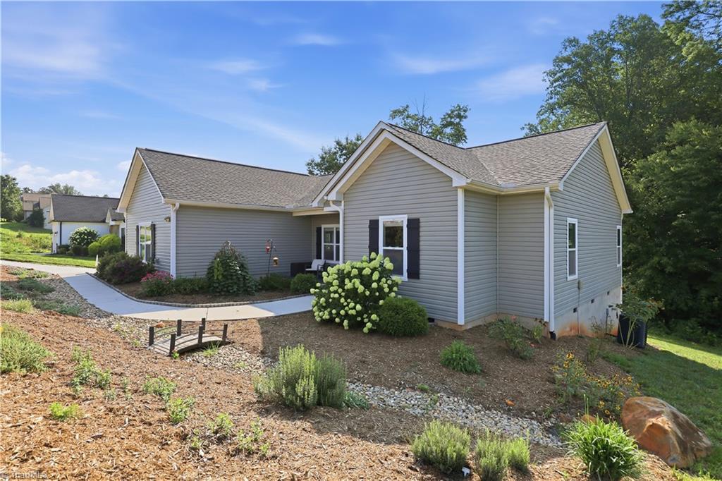 5629 Crooked Oak Drive
