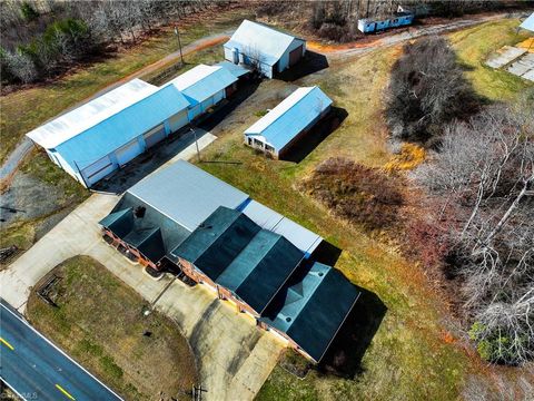 A home in Mount Airy