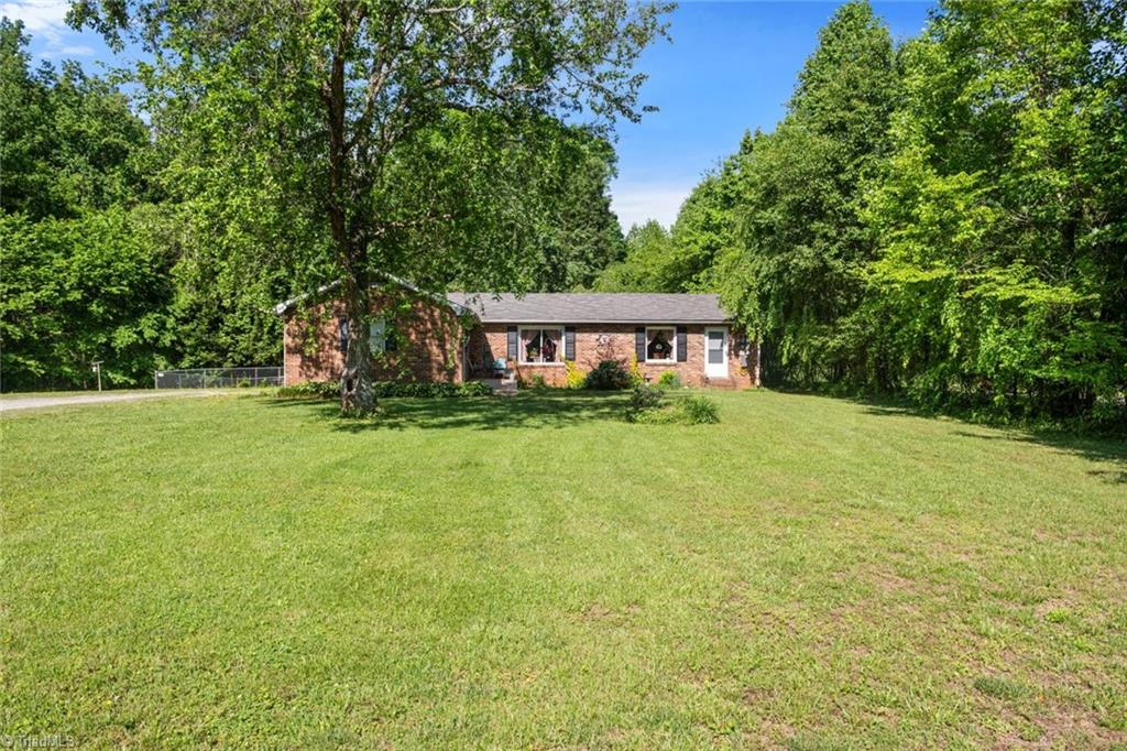 2617 Flint Hill Road, East Bend, North Carolina image 3