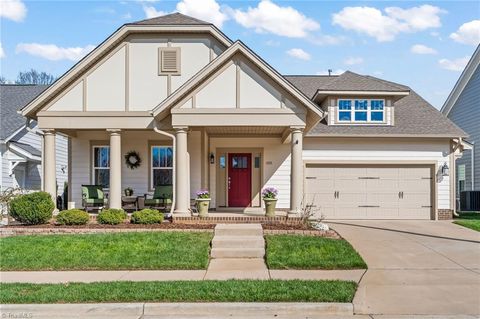 Homes For Sale - 1825 Springcrest Drive<br/> Kernersville, NC 27284