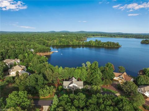 Homes For Sale - 603 Pearl Bay Drive<br/> Montgomery County, New London, NC 28127