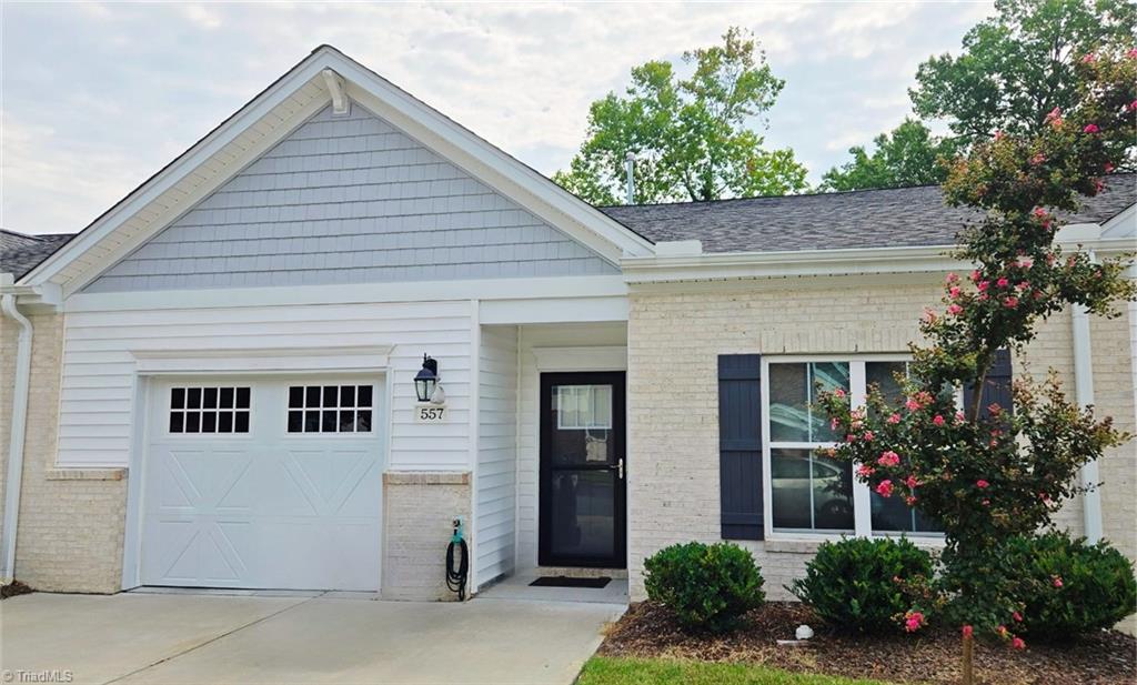 Photo of 557 ISLEY Place, Burlington, NC 27215 (MLS # 1233719)