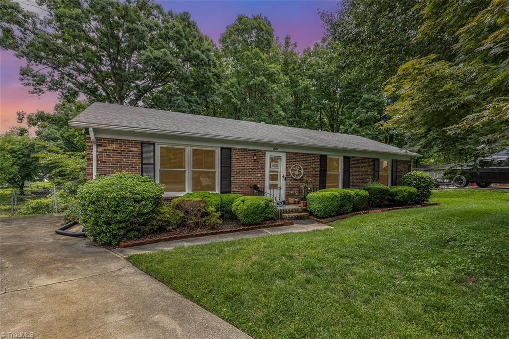 6 Woodclub Court, Greensboro, North Carolina image 1