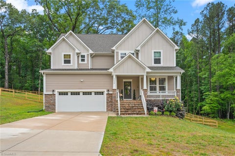 Homes For Sale - 4638 Apple Ridge Lane<br/> Graham, NC 27253
