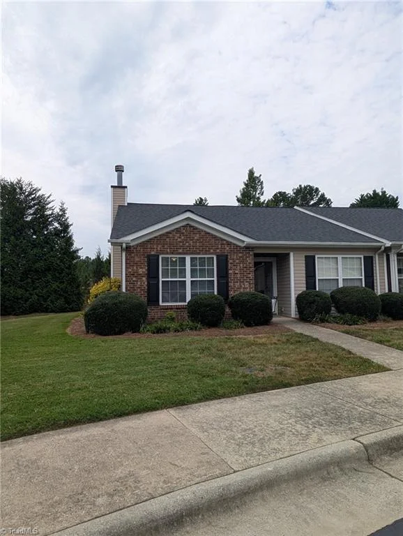 1008 Chesapeake Lane, photo 1 of 20