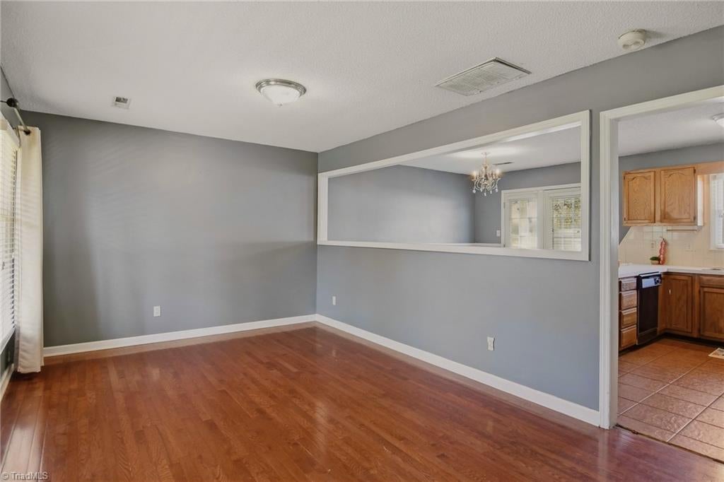 Photo of 3709 Signet Drive, Winston-Salem, NC 27101 (MLS # 1236119)