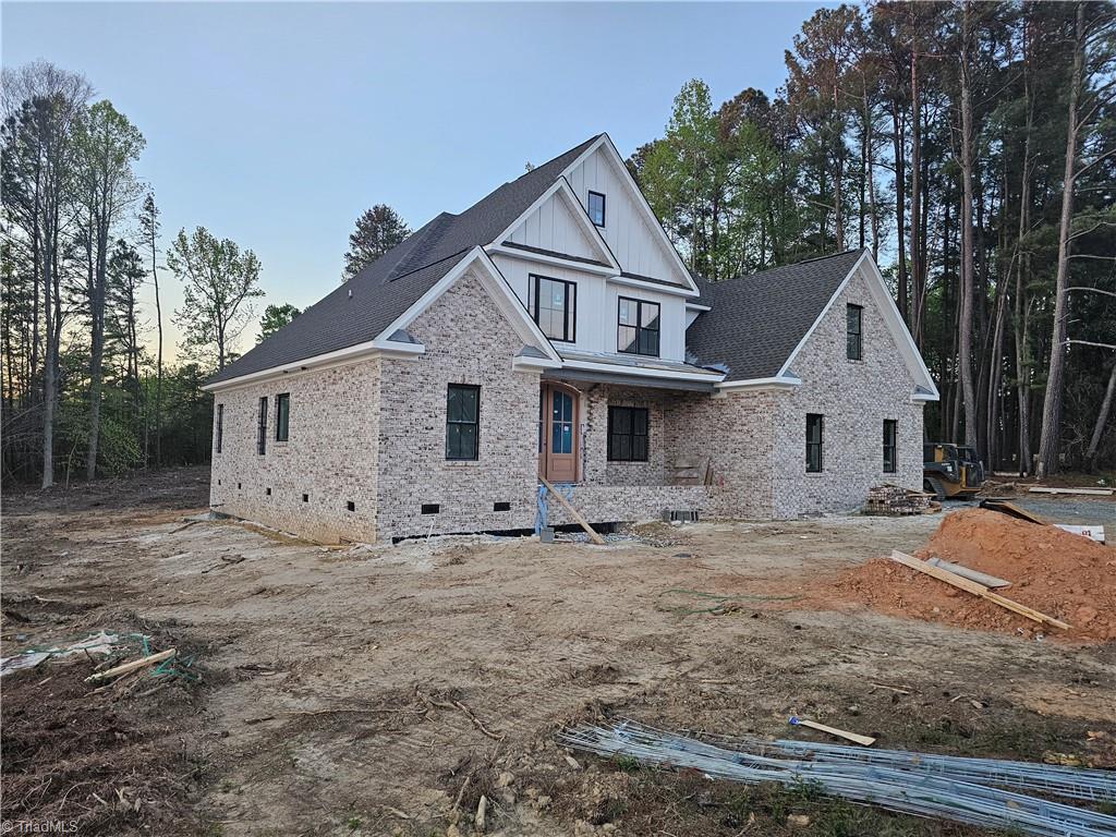 6815 Ridge Road
