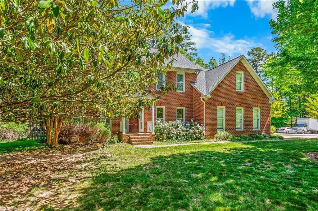 Photo of 4305 Shaw Farm Circle, Greensboro, NC 27406 (MLS # 1217253)