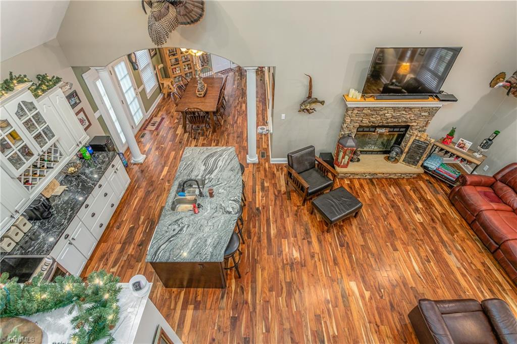Photo 19 of 43 of 131 Hines Road house