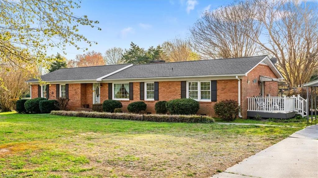 5509 Yanceyville Road, Browns Summit, North Carolina image 2