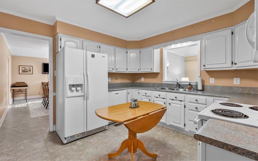 5509 Yanceyville Road, Browns Summit, North Carolina image 11