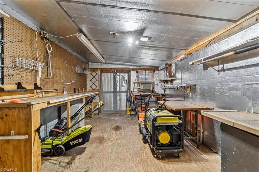 5509 Yanceyville Road, Browns Summit, North Carolina image 35
