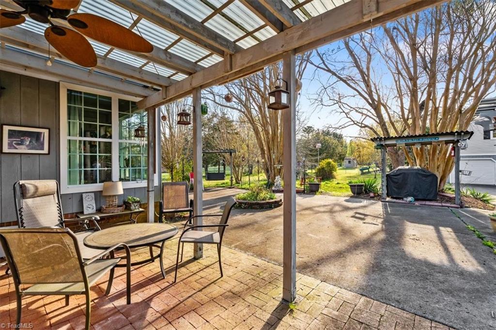 5509 Yanceyville Road, Browns Summit, North Carolina image 30